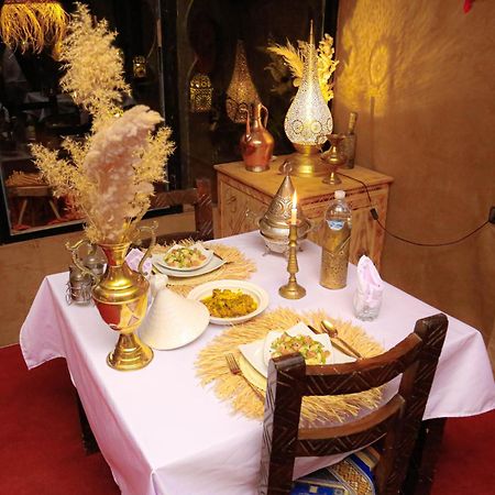 Young Luxury Camp Merzouga Εξωτερικό φωτογραφία
