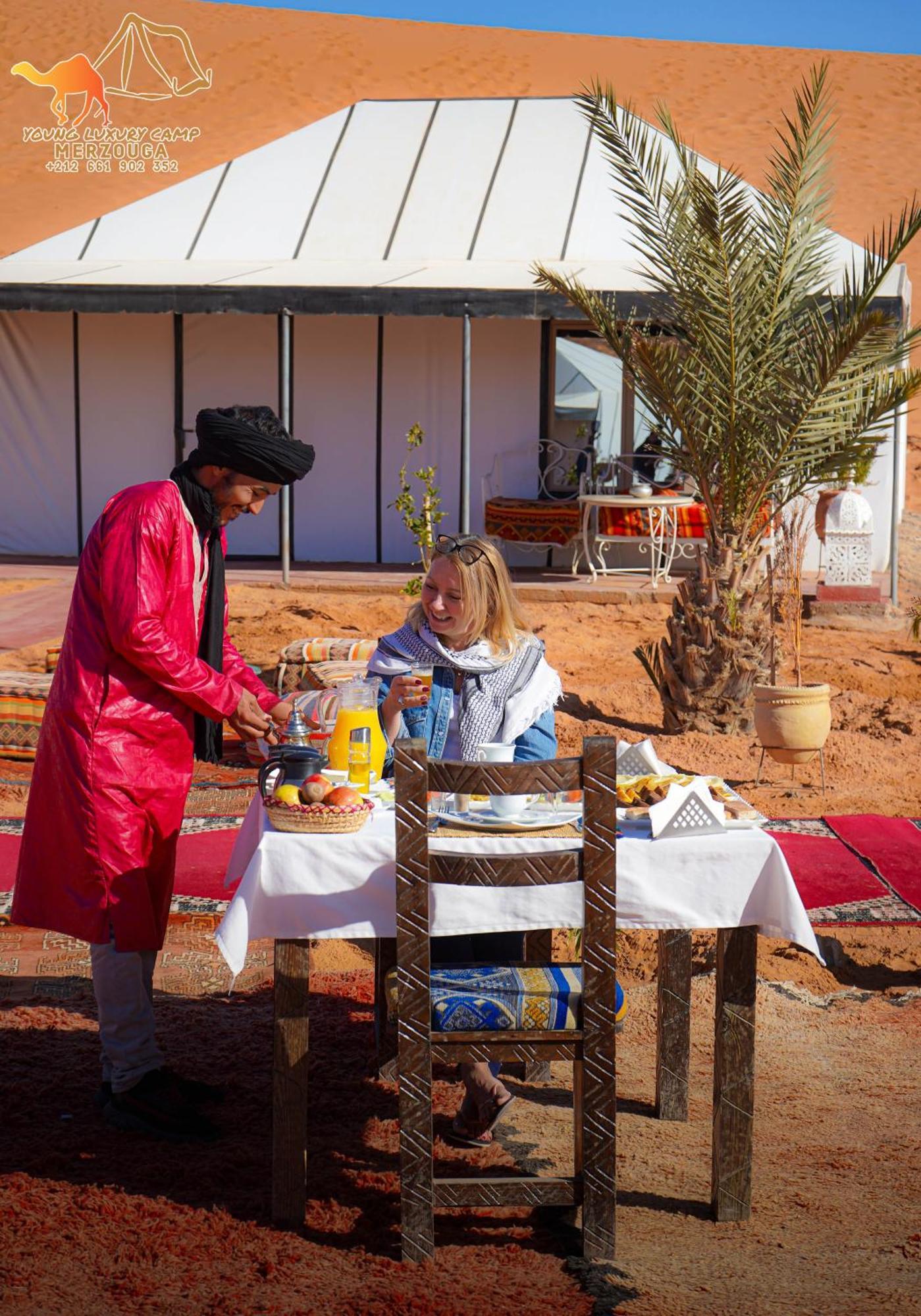Young Luxury Camp Merzouga Εξωτερικό φωτογραφία