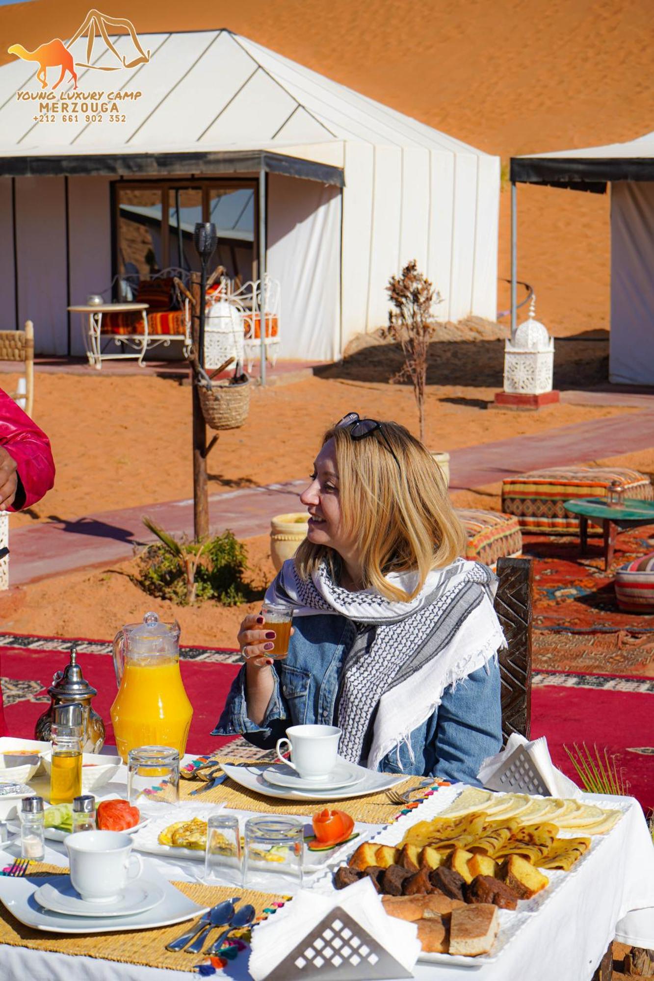 Young Luxury Camp Merzouga Εξωτερικό φωτογραφία