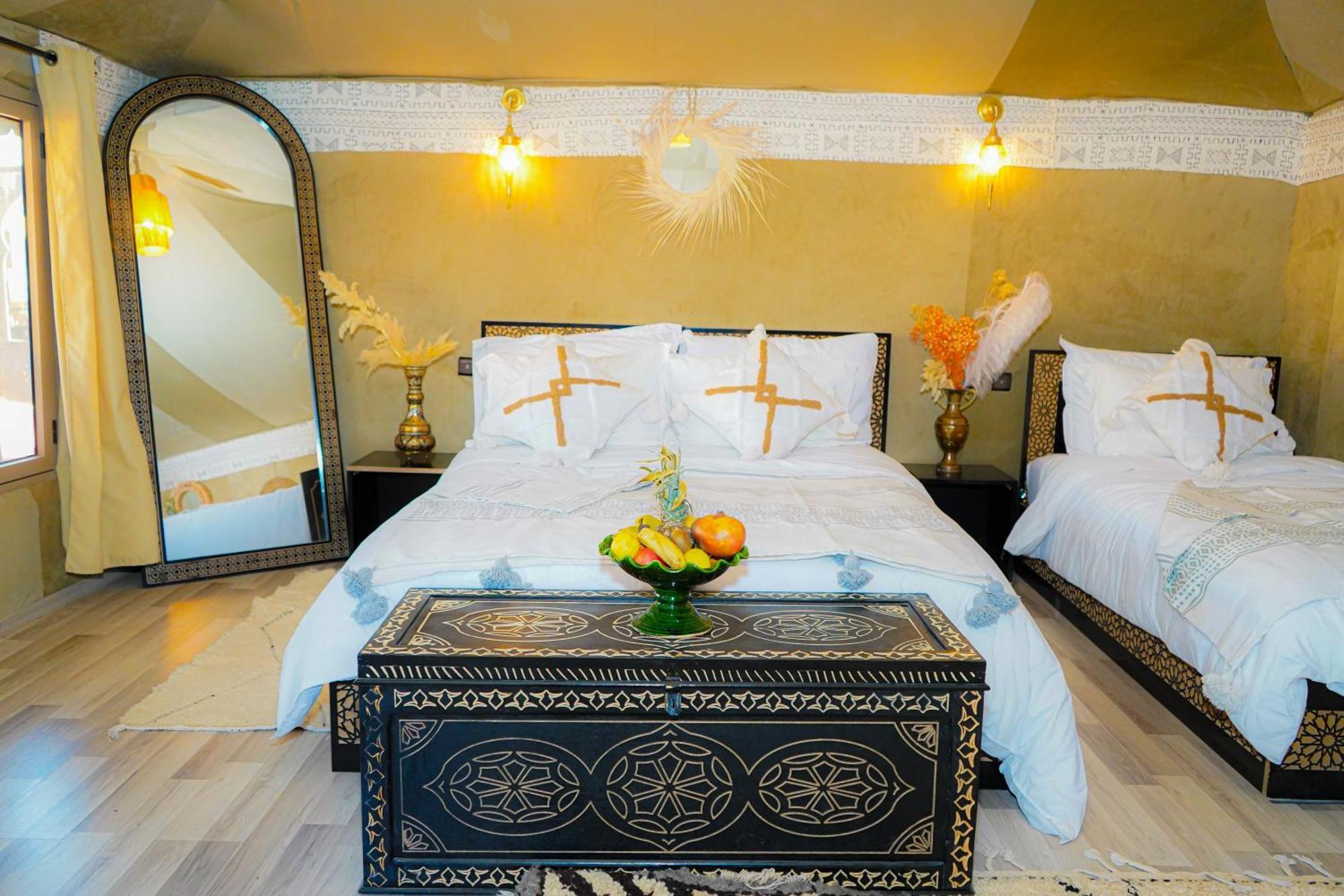 Young Luxury Camp Merzouga Εξωτερικό φωτογραφία